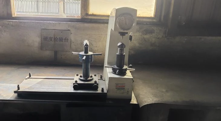 hardness test machine hardness test machine